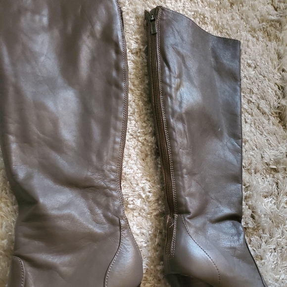 Colin Stuart Taupe Tall Boots - Picture 2 of 6